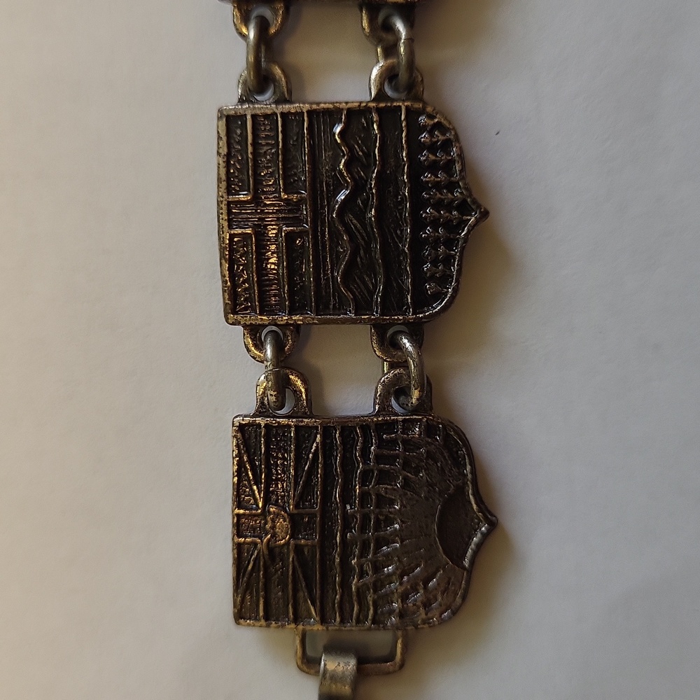 Unique Provincial Bracelet